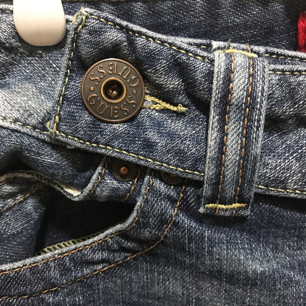 Guess Jean Shorts - Picture 2 of 9